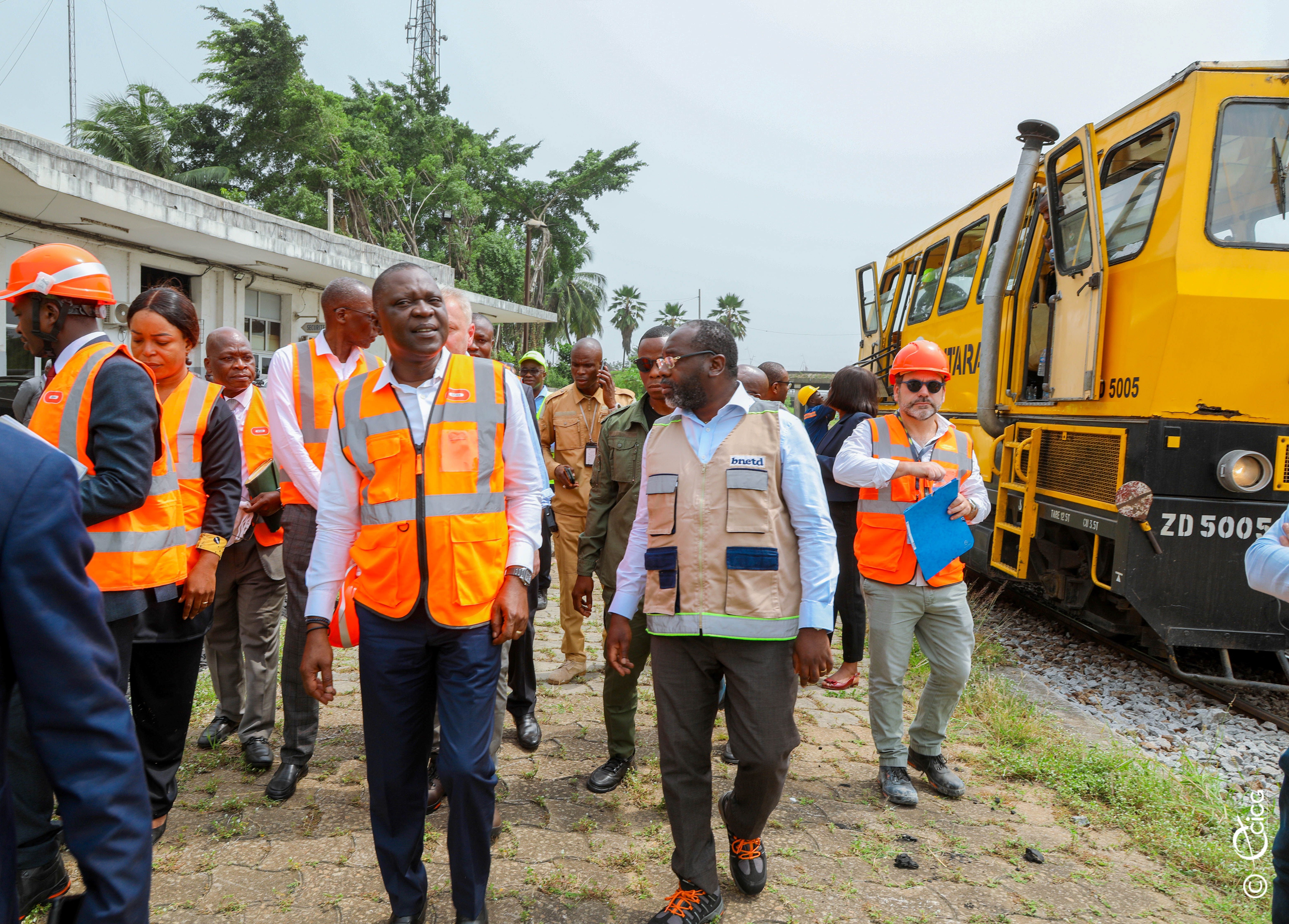 TRANSPORT : LE MINISTRE AMADOU KONE SATISFAIT DE L’ÉTAT D’AVANCEMENT DES TRAVAUX DE LA LIGNE 1 DU MÉTRO D’ABIDJAN